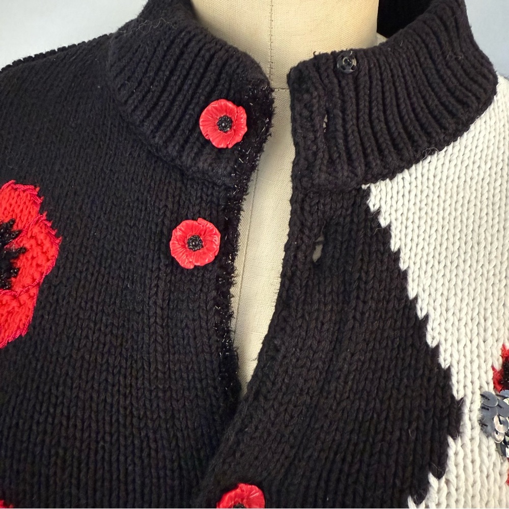Vintage Argyle story book knits Black Red Floral cardigan with ceramic buttons - Picture 11 of 16